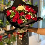 14 KIRMIZI 1 BEYAZ GÜL BUKETİ