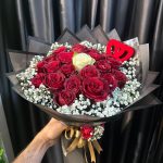 20 KIRMIZI 1 BEYAZ GÜL BUKETİ