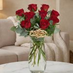 VAZODA 9 KIRMIZI GÜL ARANJMANI